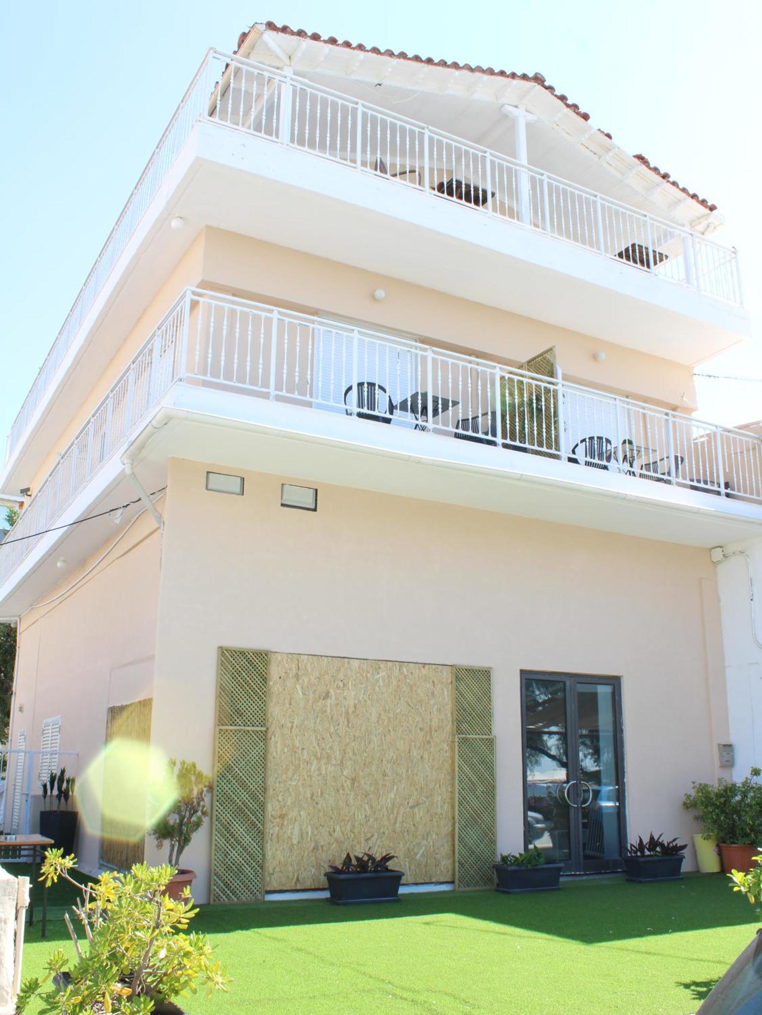 Sunshine Apartments By The Sea Skála Neón Epivatón Esterno foto
